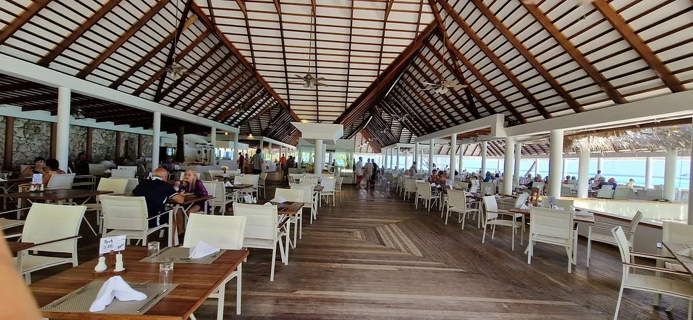 NAKAI Alimatha Resort: Ресторан 8